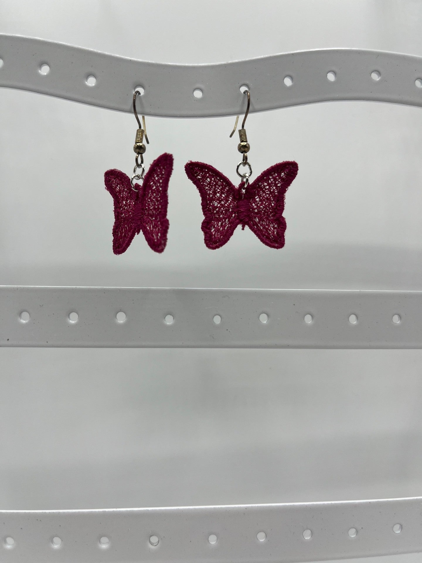 Boucles d’oreilles brodées – création artisanale