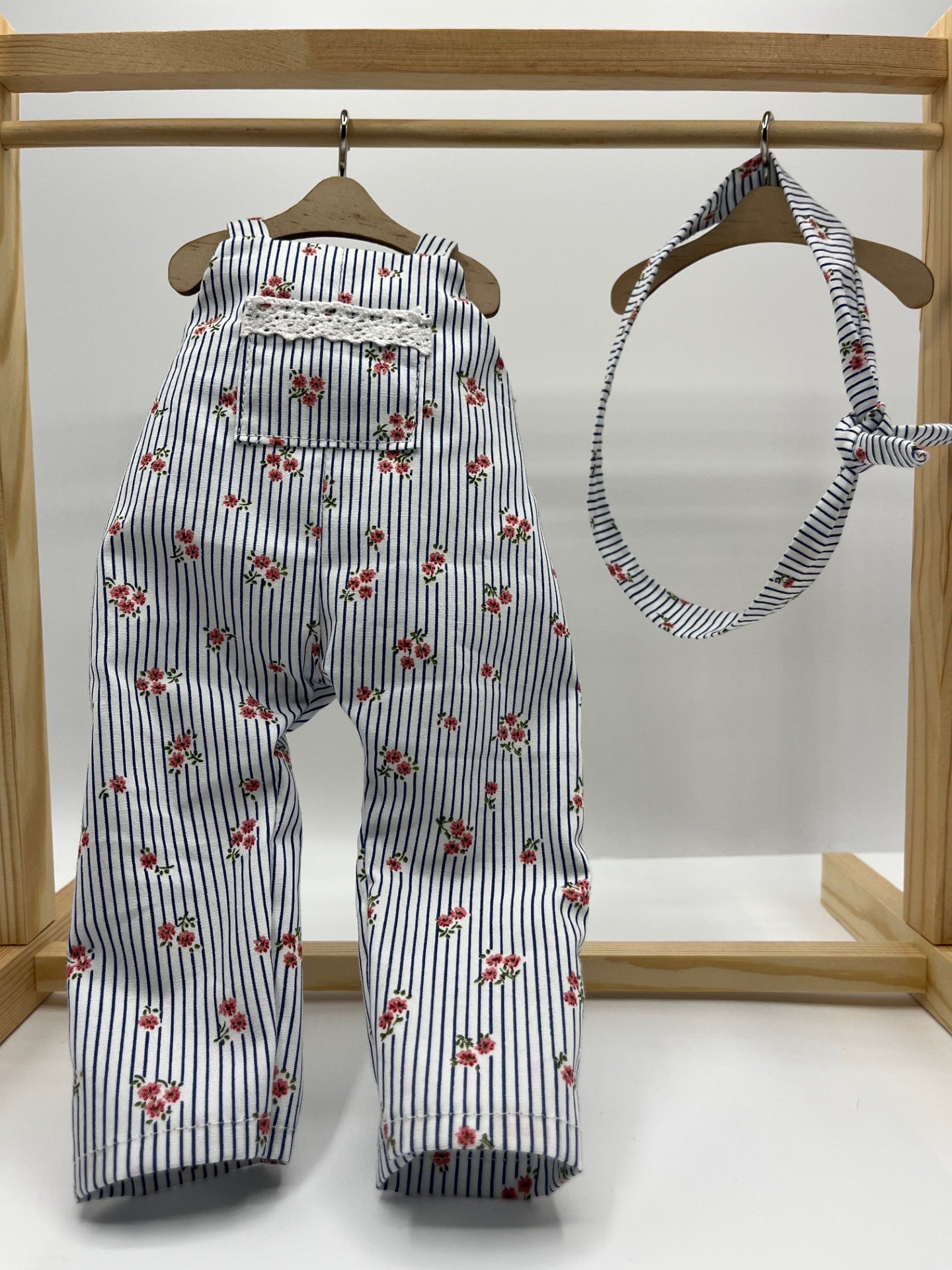 Vêtements pour poupées en tissu – Petite garde-robe à composer