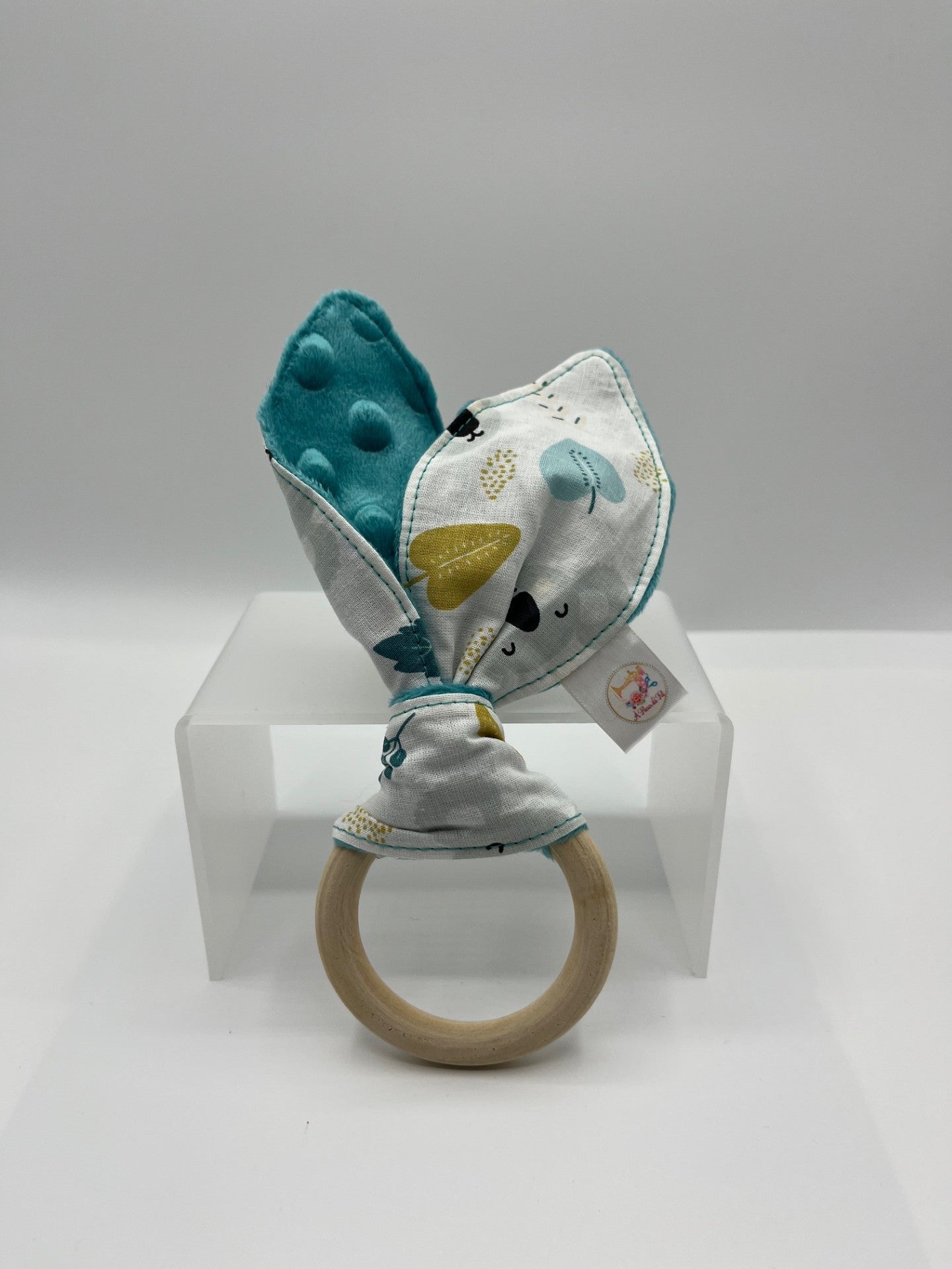 Hochet lapin avec anneau de dentition - fait main en France