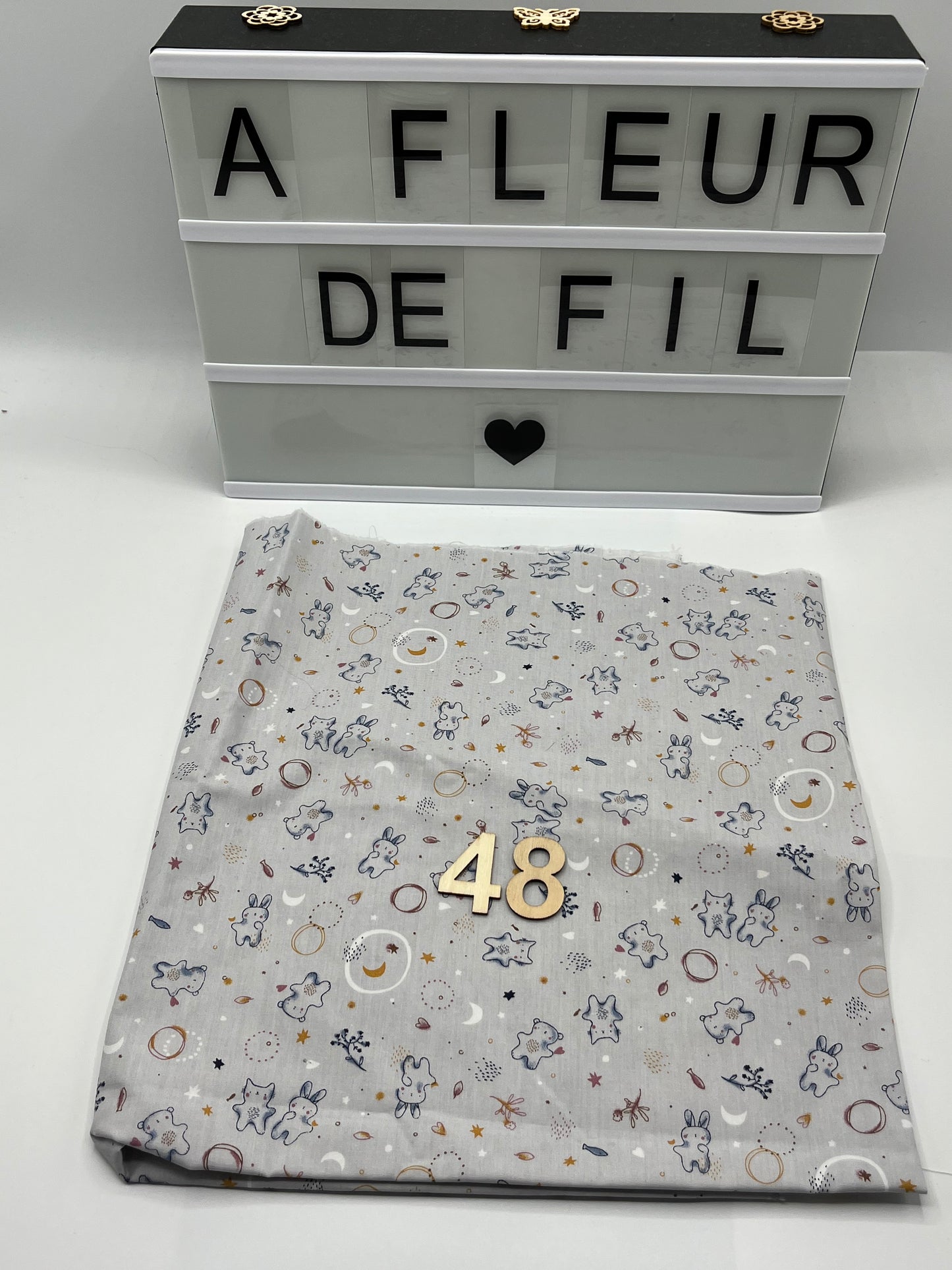 ~48~ Ourson lapins guimauves fond gris